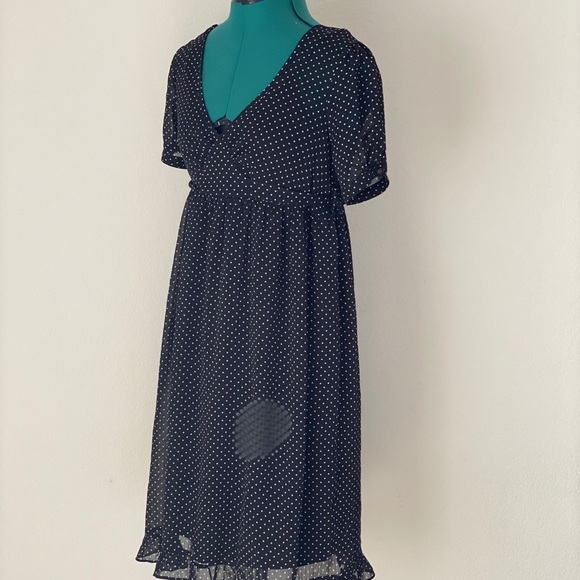 SOLD and white chiffon polka-dot vintage dress - Picture 3 of 8